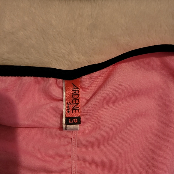 Ardene Fushia pink bikini size L - Picture 3 of 3
